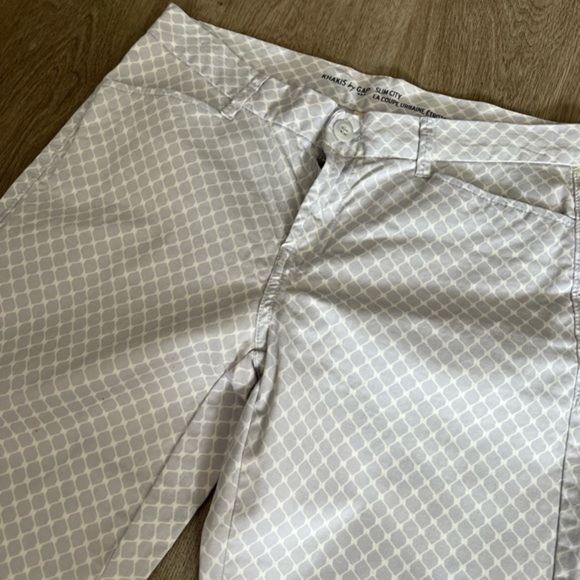 Gap Slim City Cropped Khakis - Picture 8 of 12